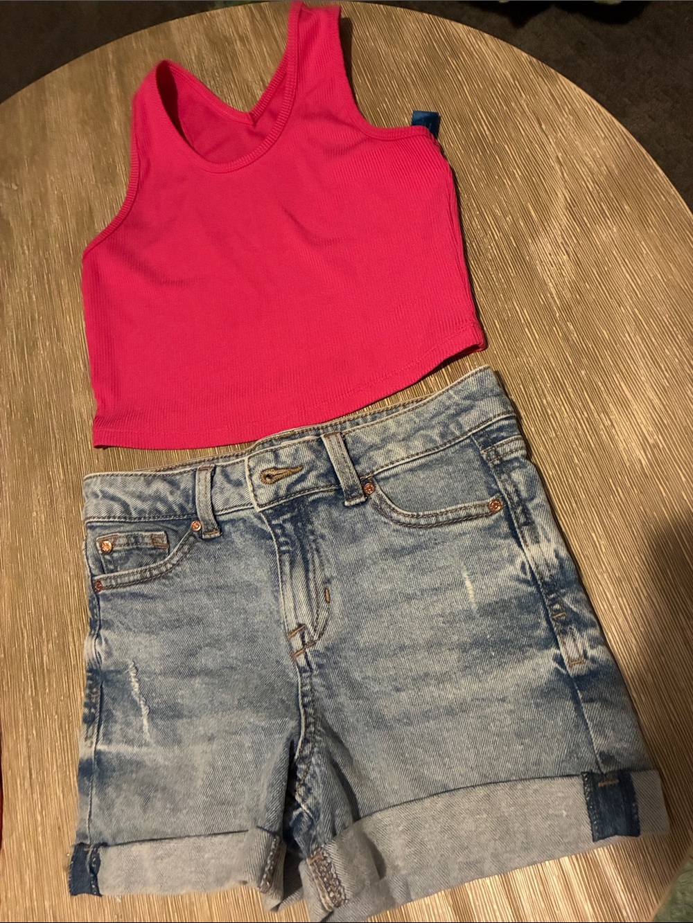 New Girls 10/12 Hot Pink Ribbed Tank Top and Light Wash Denim Roll-Cuff Shorts